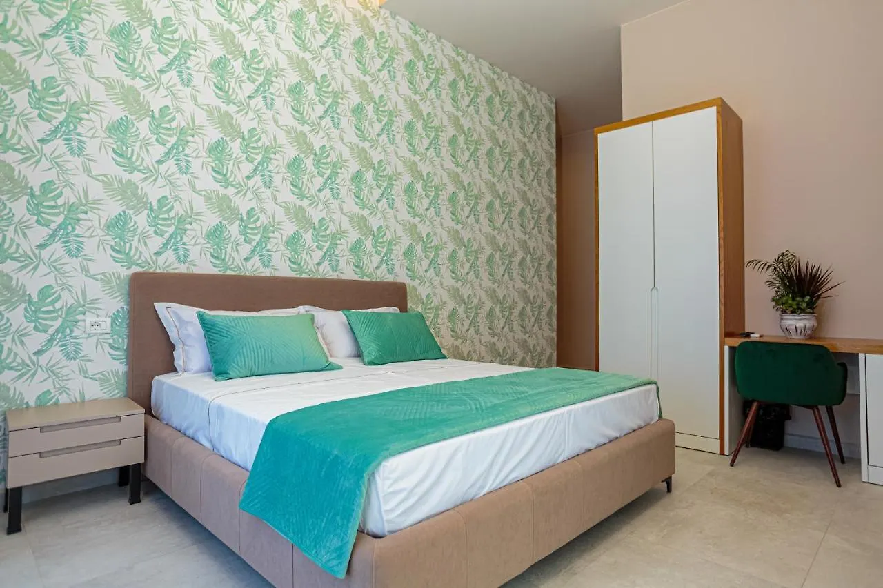 Toto Boutique Hotel & Apartments